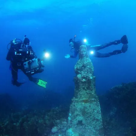 Apartamntos Urdaibai 3 * Bermeo