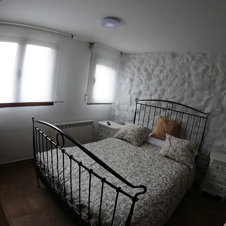 Apartamntos Urdaibai 3 شقة *